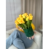 Welurowy flowerbox z piankowymi tulipanami